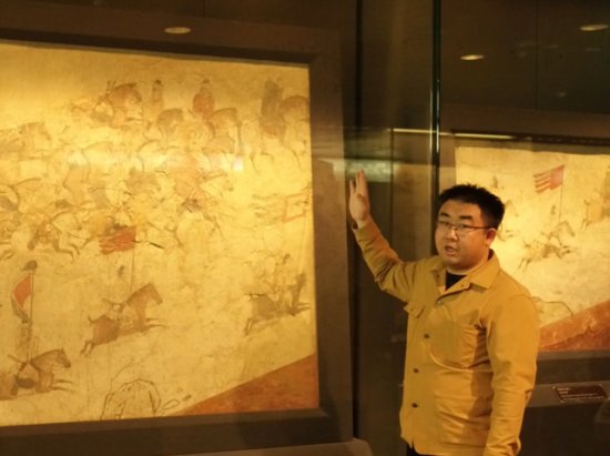陕西历史博物馆有一支壁画修复团队一寸一寸，追寻千年时光（...