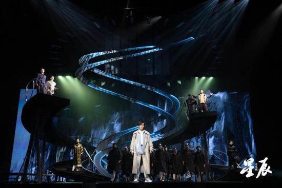 原创音乐剧《星辰》在京首演 艺术再现“一座新城”的生长