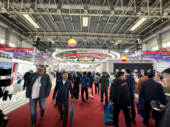 中国石油亮相中国国际石油石化技术装备展览会