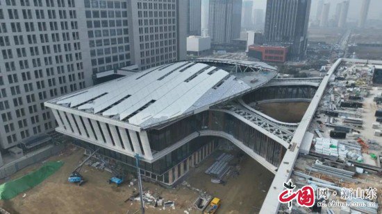 青岛上合建国饭店将于6月底竣工交付，上合国际城一批功能载体...