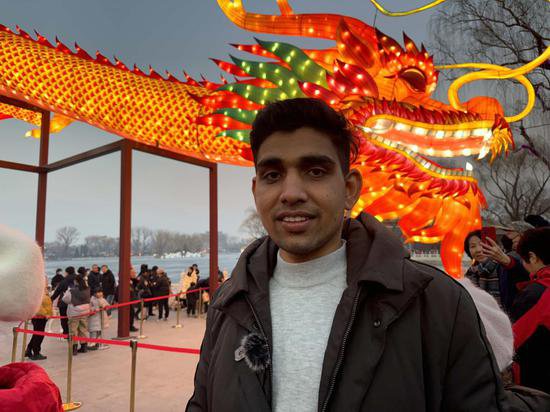 “一次百科全书式旅行”：印度<em>小哥的</em>北京春节初体验