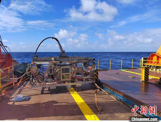 <em>灵敏</em>度提升500多倍 中国科研团队在深海探测领域获新突破