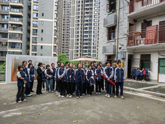 重庆市蜀都中学校开展2024年生涯研学活动