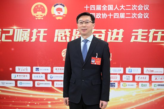 吴永宏代表：促进互联网货运平台经济发展
