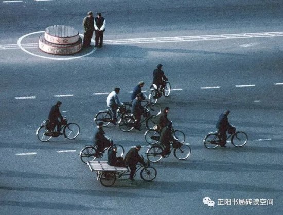 旧影 |<em> 回到过去</em>！1980年，那熟悉<em>又</em>陌生的北京城