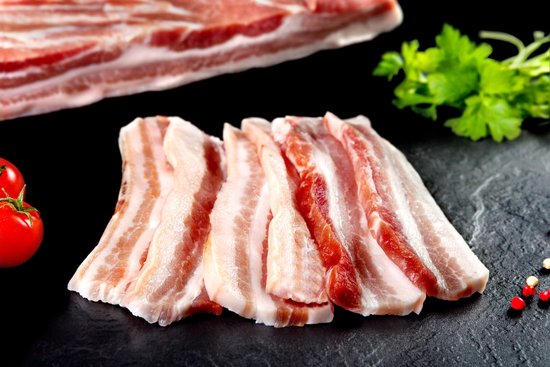 稳定国内供需！我国明年将恢复<em>猪肉进口关税 美国猪肉</em>“不香了”...