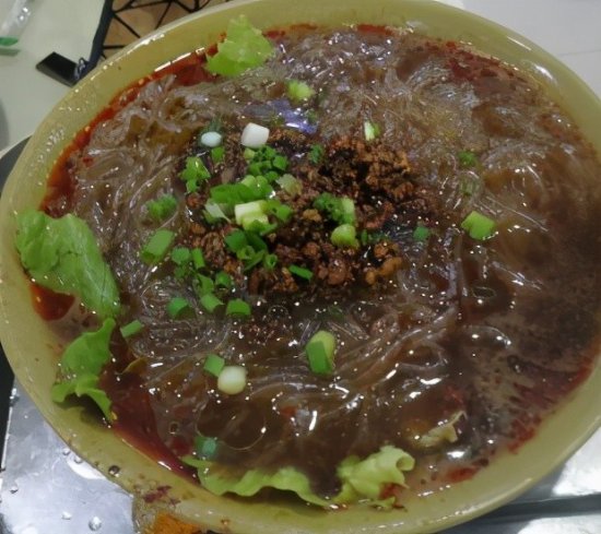 郑州美食：在郑州来一碗正宗<em>的重庆酸辣粉</em>是一种怎样的体验？
