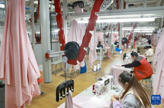 江苏海门：家纺企业产销两旺