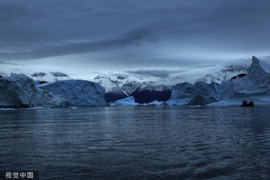 美媒：<em>格陵兰</em>岛进入全年夏令时时代