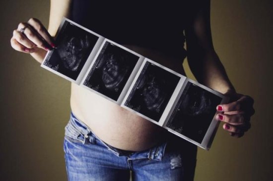 怀孕晚期，如何判断“要生了”？3个方法要牢记，别把孩子生家里