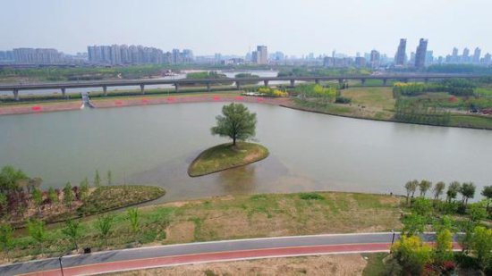 <em>开封市</em>马家河：蓄洪防涝 引黄灌溉 一条惠及民生的幸福河