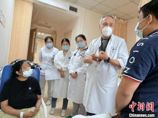 流感后病危的患者<em>上海</em>获救
