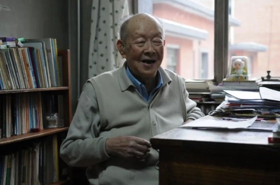 一个111岁老人，简单5句话，助你轻松活过100岁！