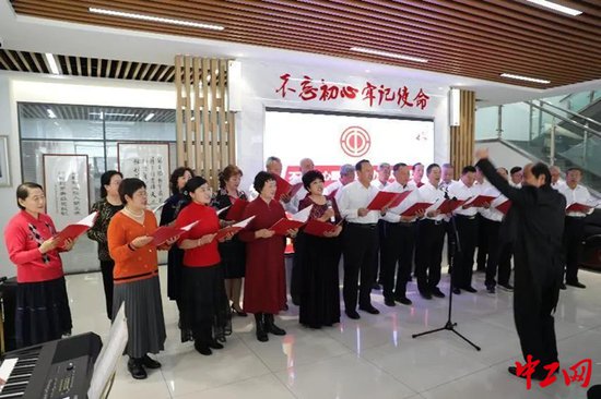 内蒙古自治区总工会举办庆祝重阳节系列活动