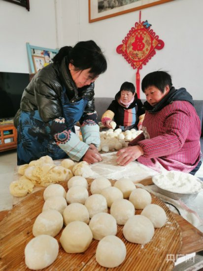 年味儿里的中国|“二十九，蒸馒头” 年味儿自己蒸出来