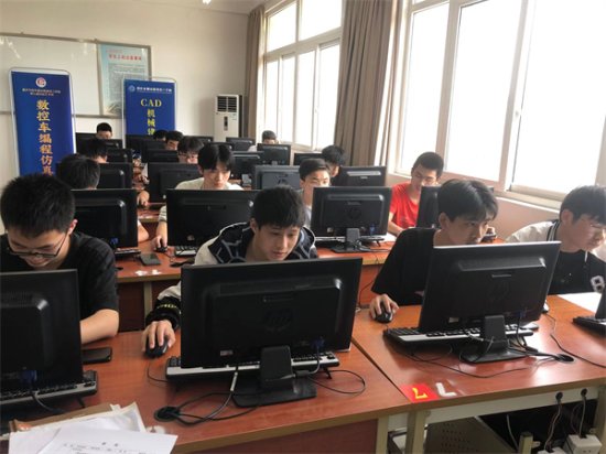 重庆市城市建设高级技工学校开展<em>机电类</em>专业学生技能比赛