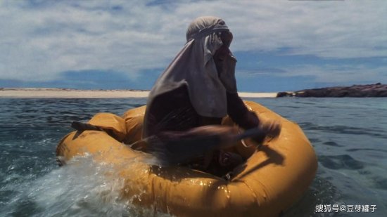 <em>荒岛</em>余生：汤姆·汉克斯经典冒险电影，剧情简单，却备受影迷推崇