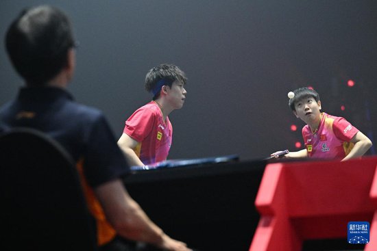 乒乓球——WTT新加坡大满贯：孙颖莎/王楚钦混双夺冠