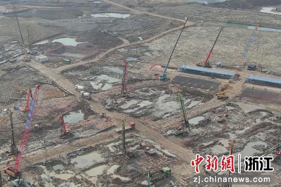 杭州首座专业足球场开建