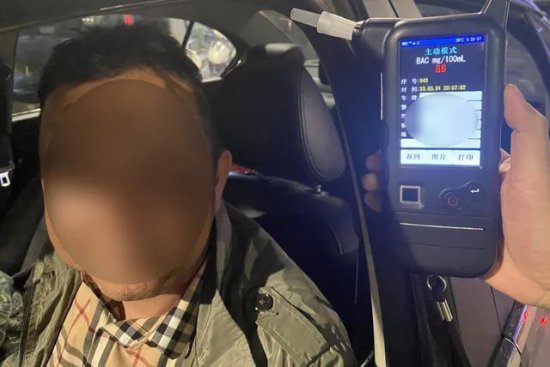 违法曝光｜7名“酒司机”被曝光 南涧交警提示：喝酒不开车！