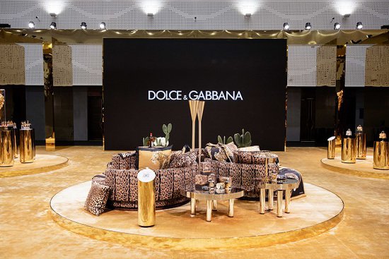 意大利高端时装品牌杜嘉班纳参展第四届消博会