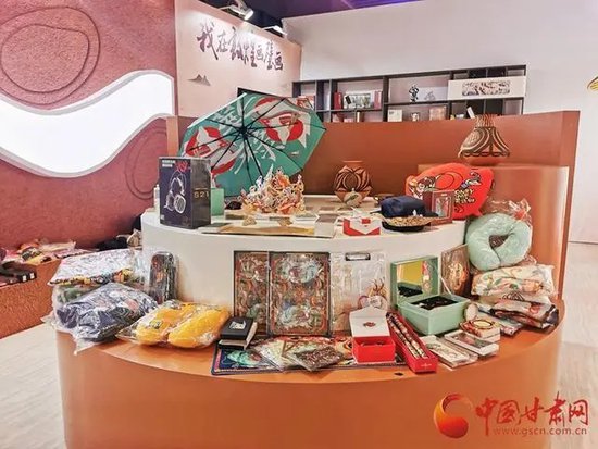 甘肃：敦煌文化元素文创产品亮相第五届进博会