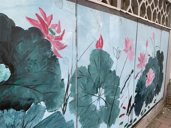 潍坊市奎文区：微改造•精提升 文化路社区墙体彩绘 为人居环境细...