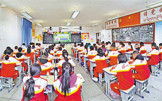 西藏各校各部门精心准备守护开学季 上好“第一课” 开启美好新...