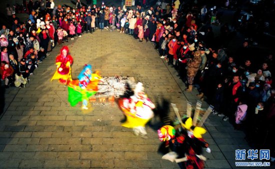 新华全媒+丨陇州社火，黄土地上的艺术盛宴