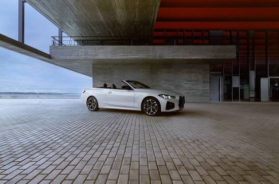 又美又飒，新BMW 4系双门轿跑车、敞篷轿跑车上市