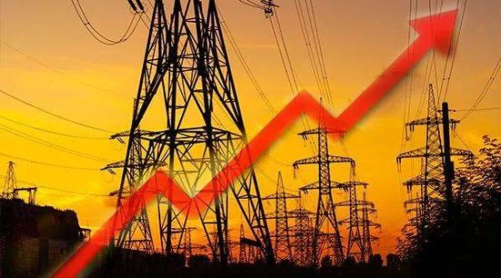 欧美"电荒"加剧，英国电价一年暴涨7倍，资源股也狂飙，到底发生...