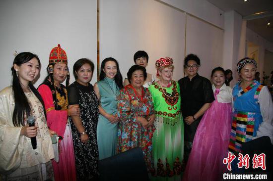 中国传统服饰鉴赏会在澳大利亚悉尼成功举办