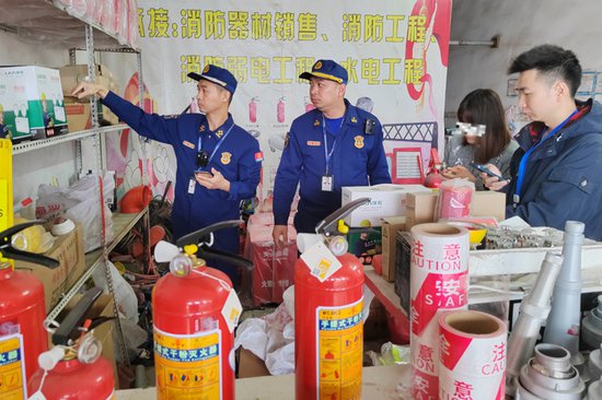 柳东消防联合市场监管部门开展“3·15”消防产品专项检查