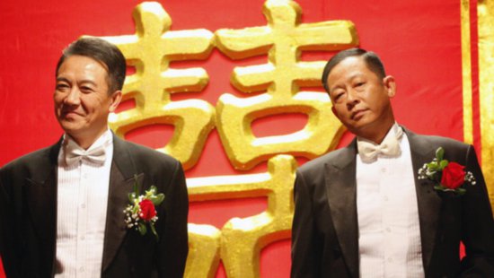 吴镇宇<em>的嘲讽</em>，刘青云的坦诚，撕下了香港金像奖的“伪装”