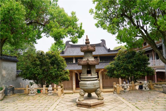 这座寺庙用花岗岩石建造，全国少见，位于温州，却很少温州人...