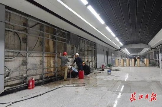 武汉地铁又将新增一座艺术站，11号线三期葛店段车站进入收尾...
