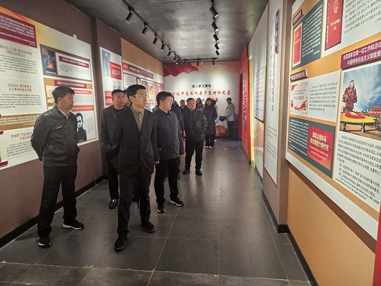 辽宁省司法厅“三促一建”成员处室开展学雷锋活动