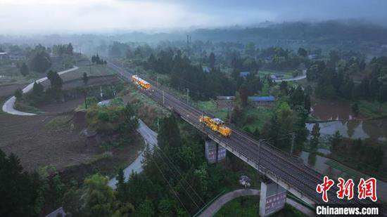 襄渝铁路、达成铁路完成2024年第一阶段大修集中修