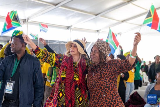 南非庆祝实现民主<em>自由</em>30周年
