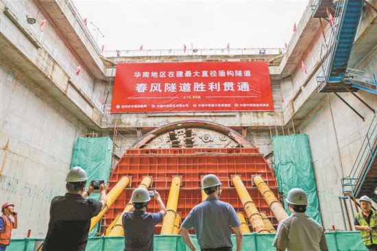 <em>深圳</em>春风隧道整体工程建设进入尾声，预计今年底建成通车
