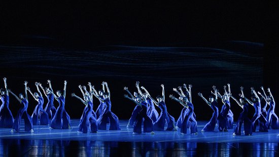 舞动世界—辽宁芭蕾舞团附属舞蹈学校建校三十周年演出活动完美...