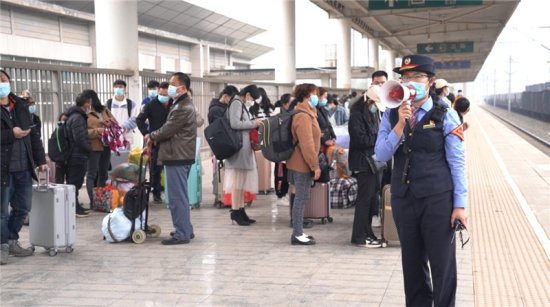 广西<em>百色地区</em>火车站全部恢复办理客运业务