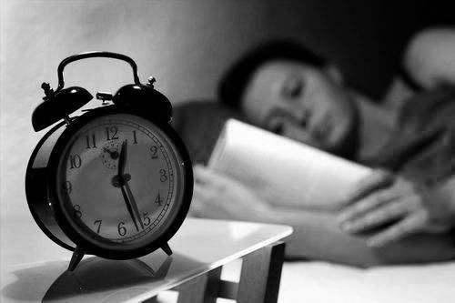 入睡难是肝，易<em>醒</em>是血虚……五种不同的失眠问题，你属于哪种？