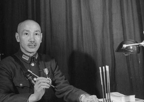 中原大战，蒋介石如何凭借一己之力，对抗冯、阎、李的反蒋大军