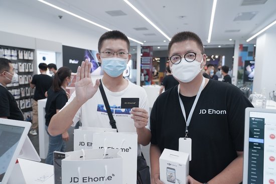 全国首家线下京东自营Apple授权店JD Ehome 9月3日落地北京