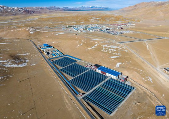 西藏申扎：“高高原”县城用上了太阳能集中供暖