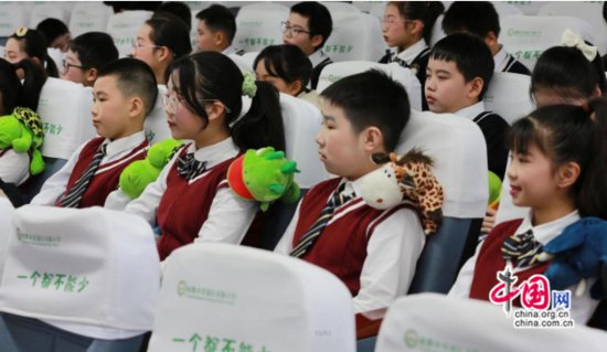 中法童声唱世界，中国美食暖人心 这场活动在成都双流实验小学...
