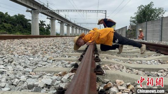 受<em>台风</em>“杜苏芮”影响的广铁部分线路将加开列车恢复运行