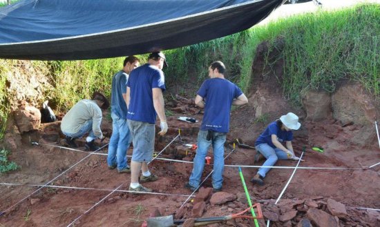 巴西考古学家<em>发现</em>一新<em>恐龙</em>物种