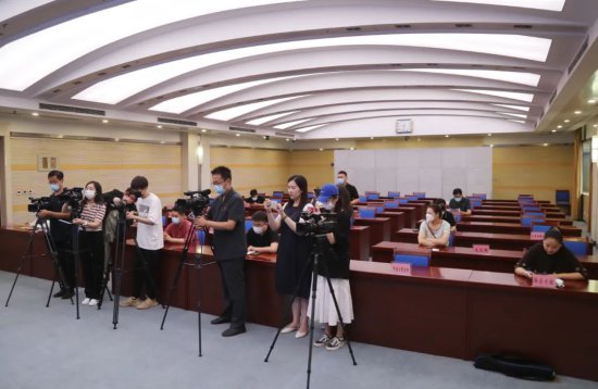 济南市中级人民法院通报打击整治养老诈骗十起典型案件